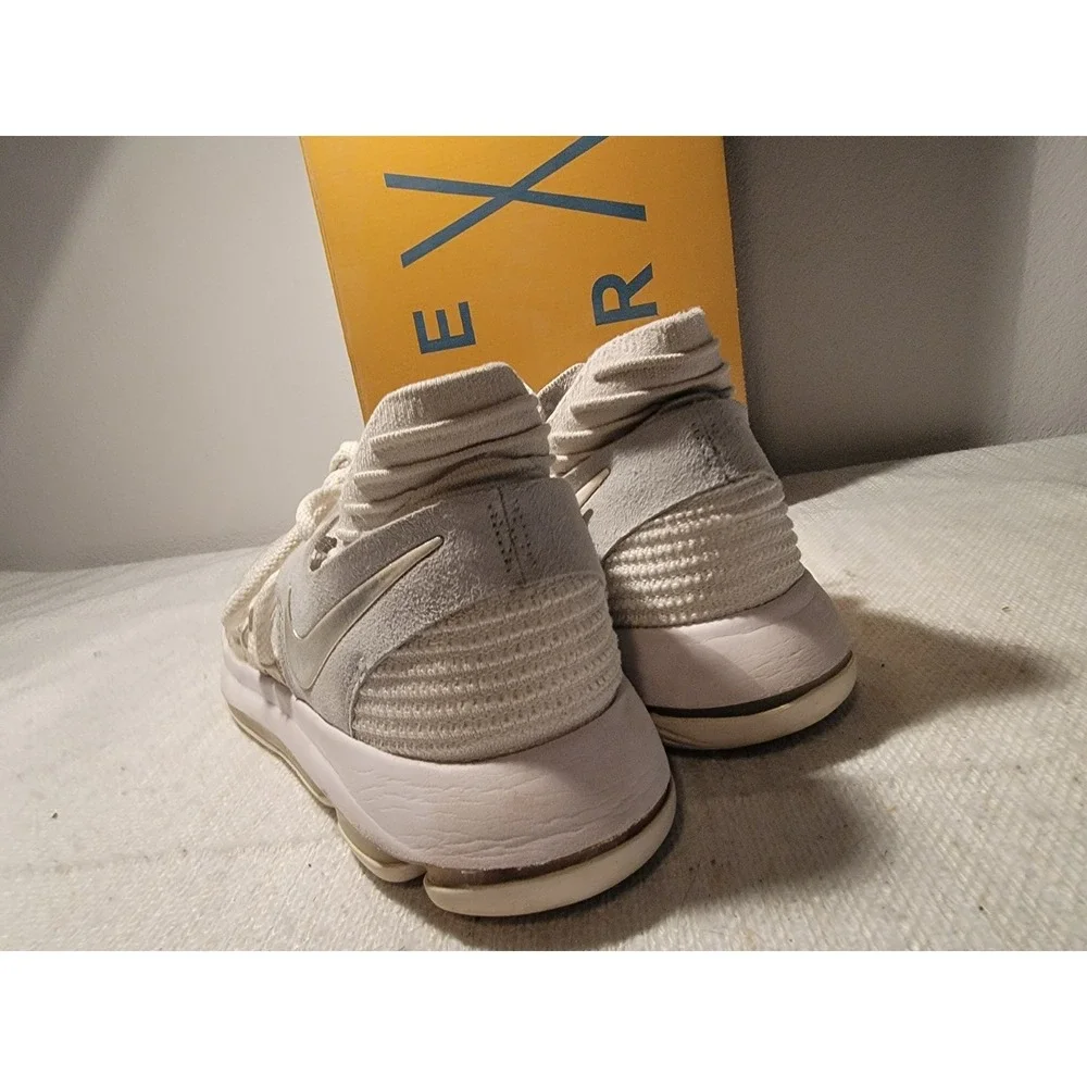 Nike KD 10 Numbers‎ Men's Size 9.5 Sneakers White Basketball Shoes